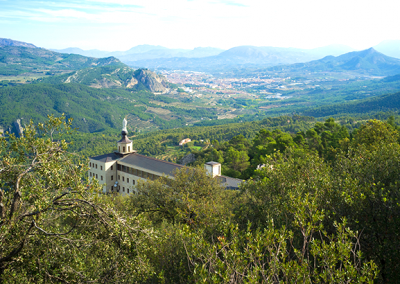 ALCOY ( atractivo patrimonio artístico y un excelente entorno natural )